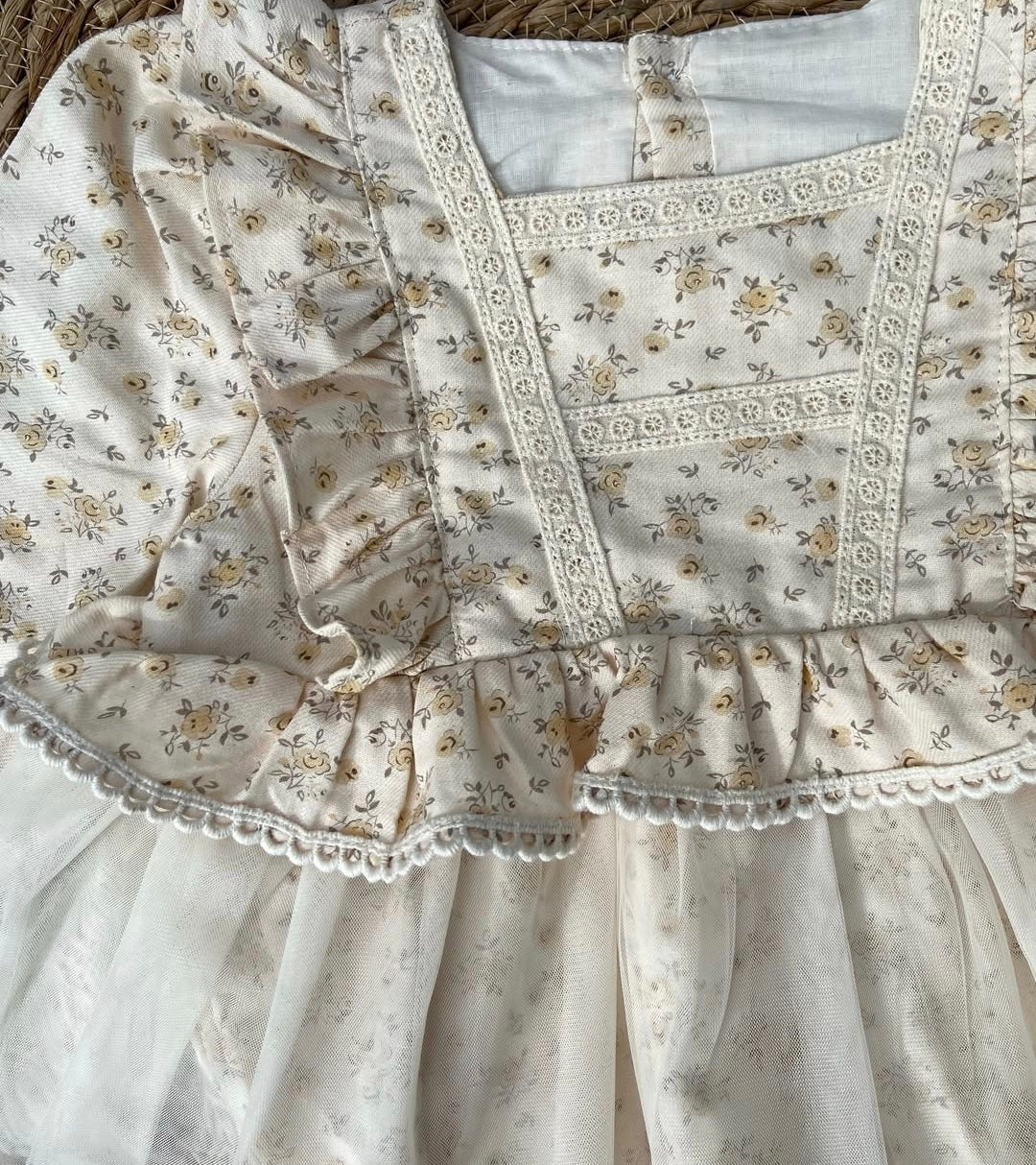 Mameluco vintage floral